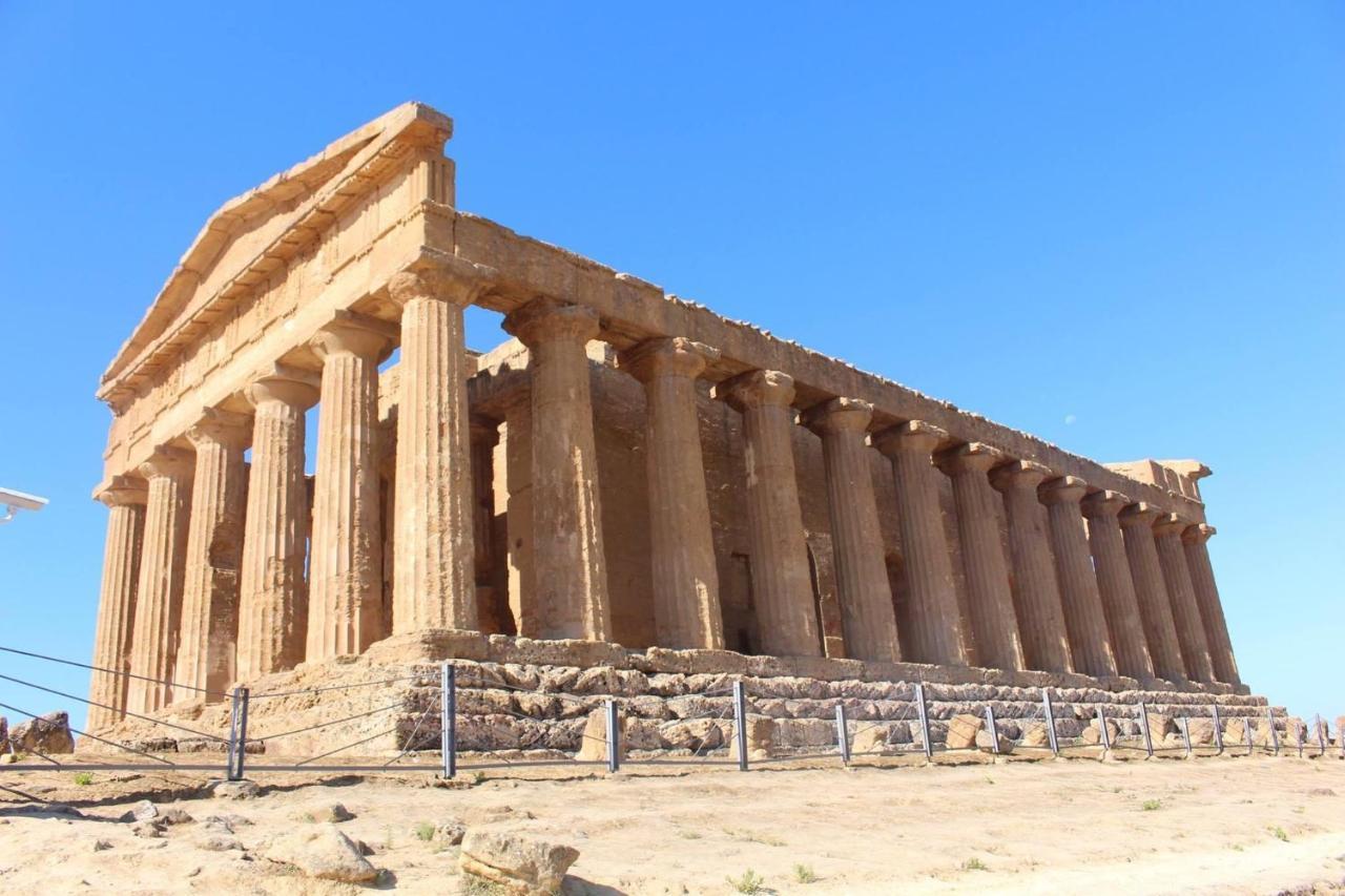 Nicare Rooms Agrigento Exteriör bild
